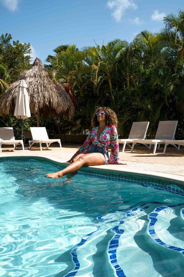 Tuk Tropical Boutique Resort Jan Thiel ウィレムスタッド エクステリア 写真