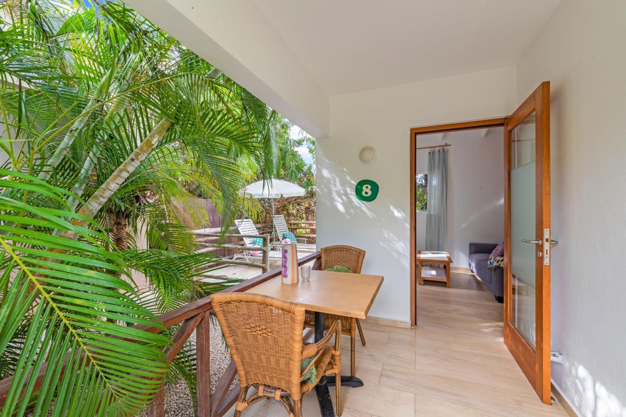 Tuk Tropical Boutique Resort Jan Thiel ウィレムスタッド エクステリア 写真