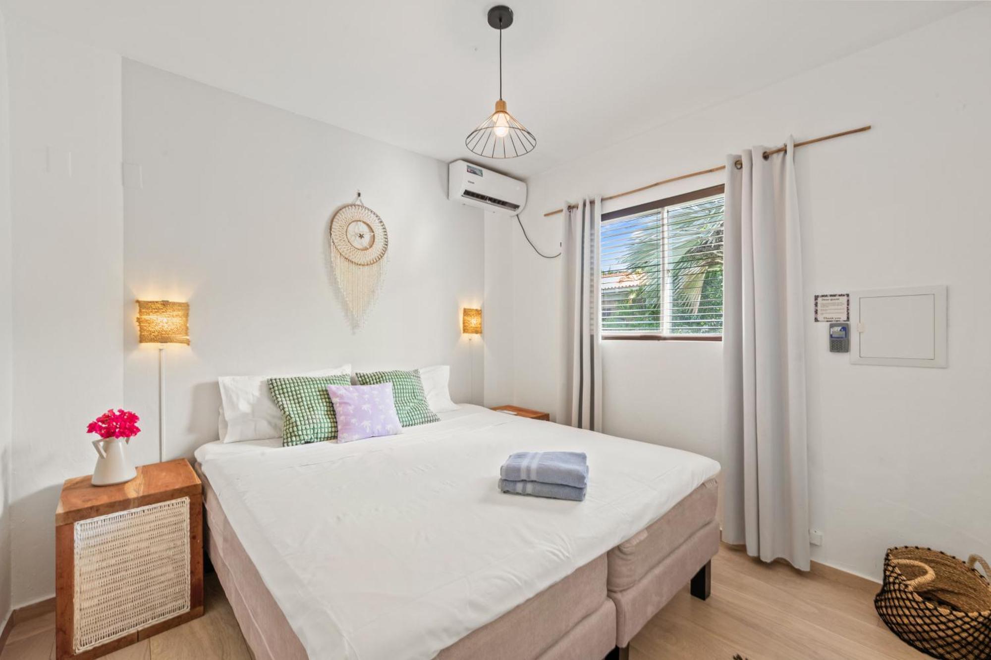 Tuk Tropical Boutique Resort Jan Thiel ウィレムスタッド エクステリア 写真